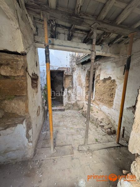Foto 5b3e42da-f1ae-49c7-9e89-4b0d34dc9211. Casa amb calefacció a Carmona