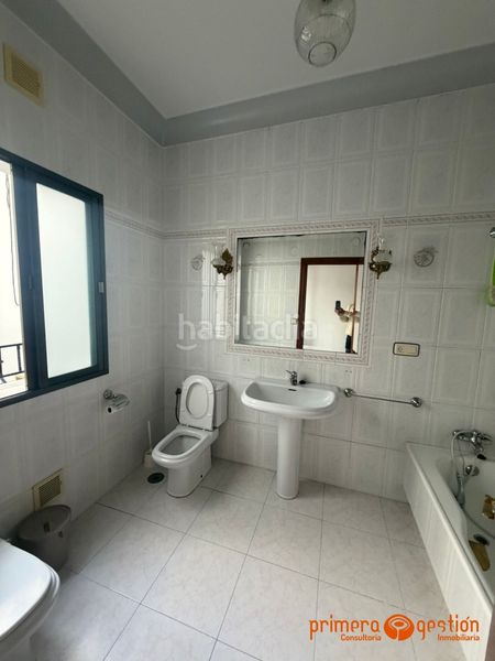 Foto 676d5408-7ba4-448f-aa3a-f8cc340f7df7. Casa a Fuentes de Andalucía