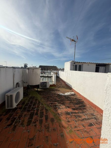 Foto d0fdc925-0360-4019-8b51-007ac22ab4e7. Casa a Fuentes de Andalucía