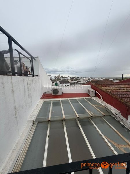 Foto e5b23aa8-d829-4e5b-ae75-551fa35d5e18. Casa a Fuentes de Andalucía