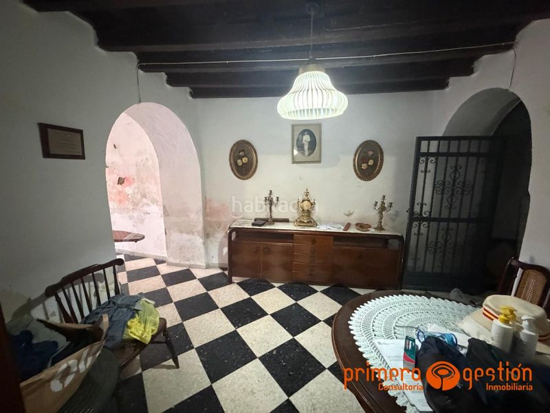 Foto f15b00eb-5c84-4480-8a8b-e1922bcfa2ff. Pis a Lora del Río