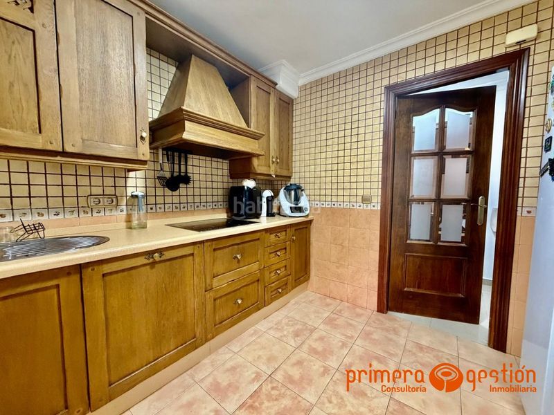 Foto 30d5b148-6416-4d62-b024-461fc2e9ad50. Pis amb calefacció a Lora del Río