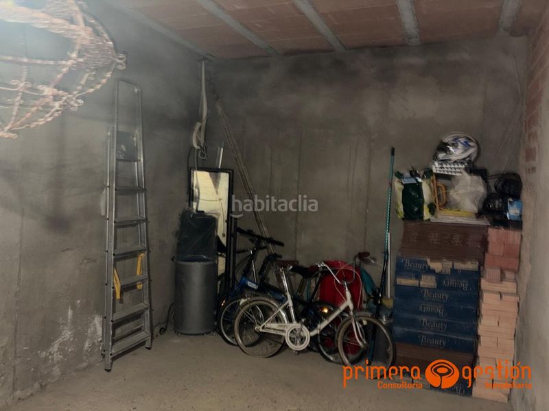 Foto f18213d5-e458-46a8-84e1-3bba7d88de8d. Casa a Lora del Río