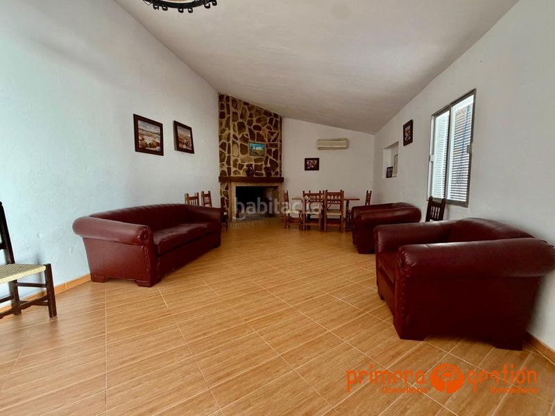 Foto 4107f5ea-8bea-434e-83a3-dc6712849436. Casa a Lora del Río