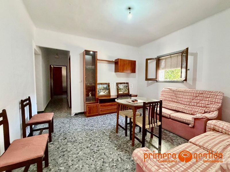 Foto e609e06c-e437-4917-8e5f-94bc2154ff92. Casa a Lora del Río