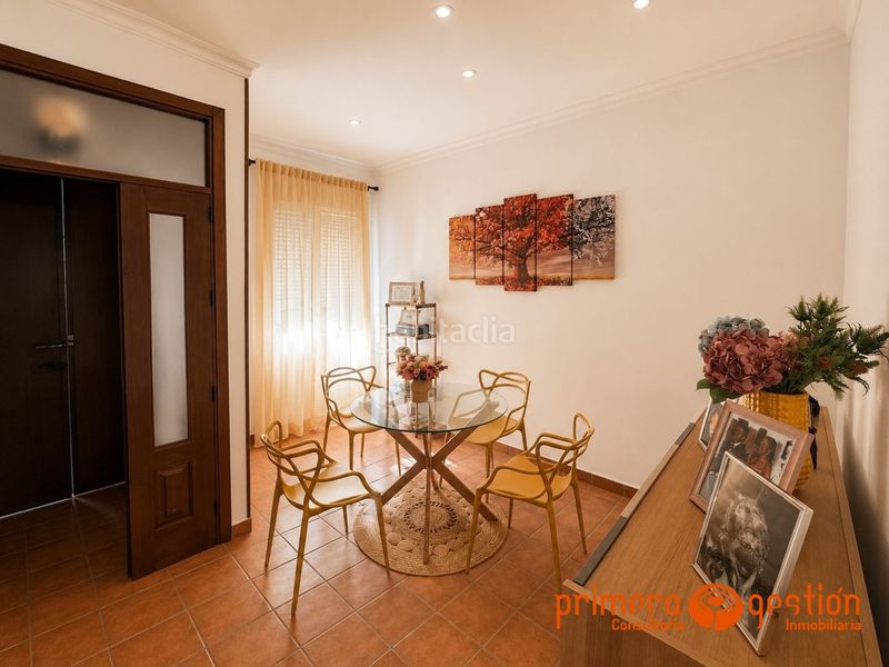 Foto c9fa1c21-e265-4649-9177-c651115d7f1c. Casa amb calefacció aparcament a Luisiana (La)