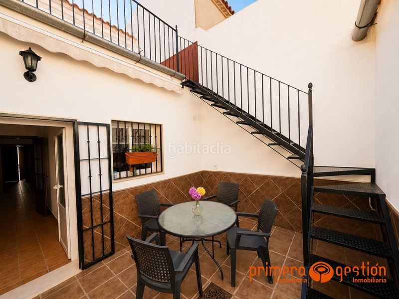 Foto dda2af1f-69c1-410c-8727-3f801ff11727. Casa amb calefacció aparcament a Luisiana (La)