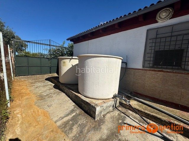 Foto c5cfa00b-3a46-4809-8e9b-9d29e2ca6bb6. Xalet amb calefacció aparcament piscina a Carmona