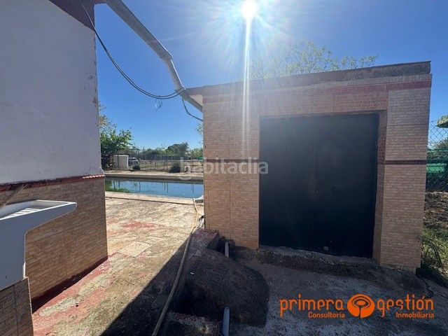 Foto e946ec07-e73c-4daa-9e10-fef035ff77cc. Xalet amb calefacció aparcament piscina a Carmona