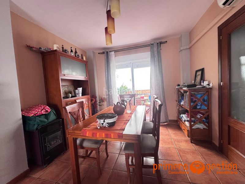 Foto bd9e8bd8-52a4-4cf6-ad8c-e43d7b1a57cb. Casa amb calefacció aparcament a Carmona