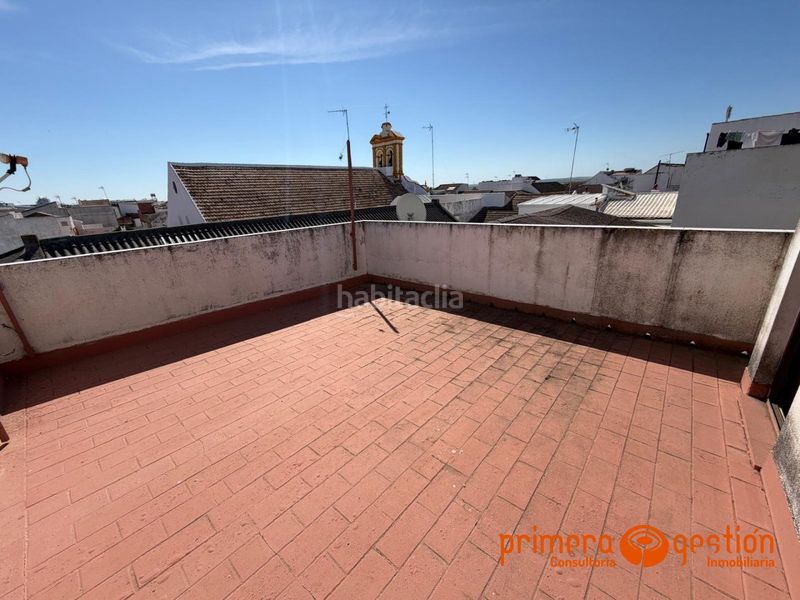 Foto cb6a9044-f287-4c4f-be32-c99408e1d740. Casa amb aparcament a Luisiana (La)