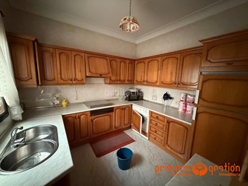 Foto f13c8c47-2993-4c28-b27d-9d66ee1cea36. Casa amb aparcament a Luisiana (La)