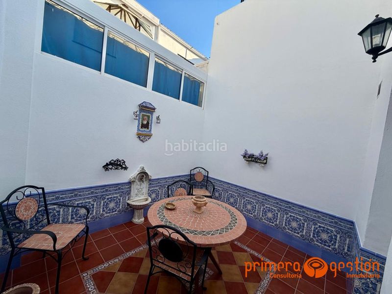 Foto e2439c6c-91d4-425d-a262-dcc288d721de. Casa amb calefacció aparcament a Lora del Río