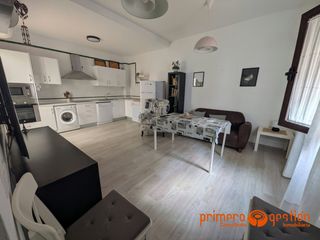 Appartement à Carmona. Piso reformado y amueblado en el casco antiguo de carmonamagnífi