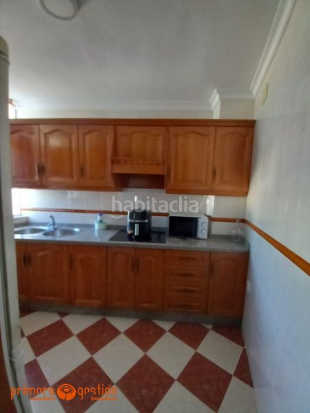 Foto 9c3a8ee9-bd21-4130-8155-68469c27ab83. Pis a Lora del Río