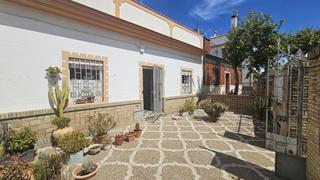 Maison à Lebrija. Casa para reformar