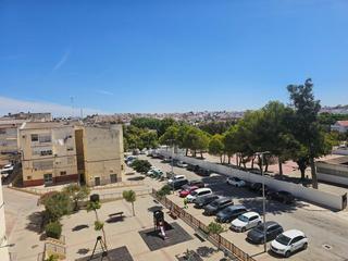 Appartement  Barriada blas infante. Piso en barriada blas infante