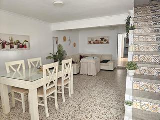 Casa a schiera in Lebrija. Vivienda zona centro barriada la paz