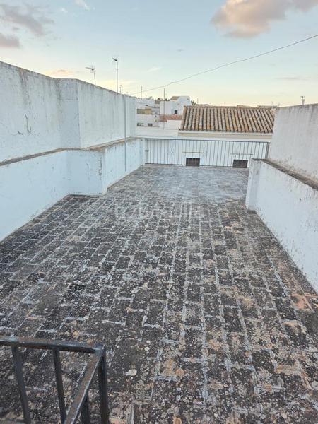 Foto dea8b999-eceb-45a0-89ea-19bdac2dd824. Haus mit parking in Trebujena