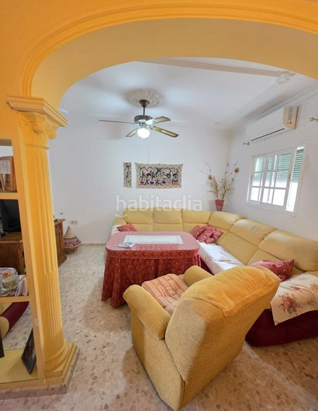 Foto d1b5ba4e-fdae-41f7-a78e-178ae971d064. Casa amb aparcament a Lebrija