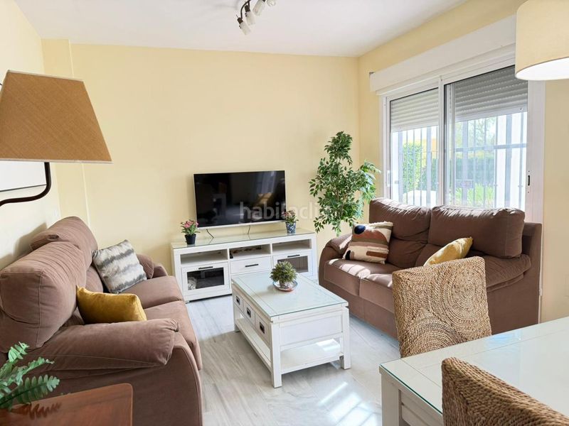 Foto a14ab90f-6528-46f7-b865-f04964287190. Casa amb piscina a Las Tres Piedras - Costa Ballena Chipiona