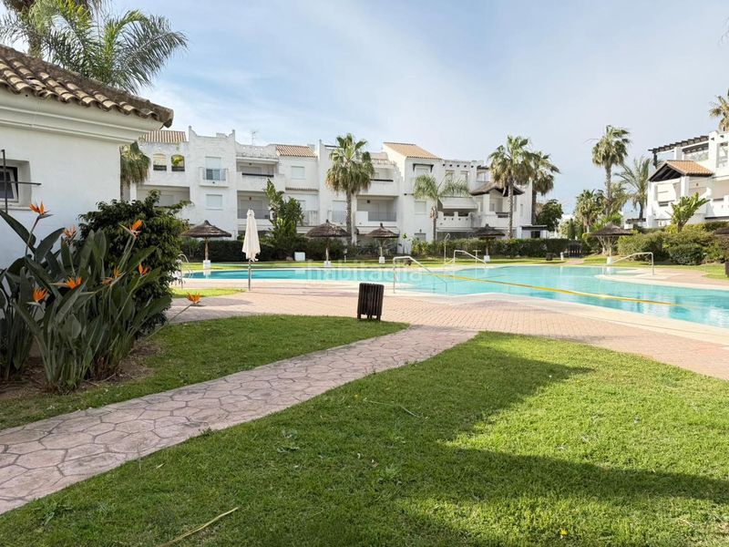 Foto f91b13ec-fee6-44f1-92c3-20f6115bf52c. Casa amb piscina a Las Tres Piedras - Costa Ballena Chipiona