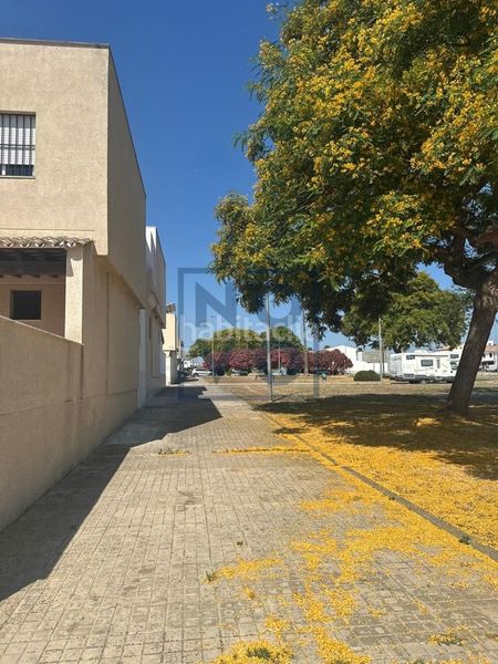 Foto 1a916ed6-9597-43e0-bb25-808c2d33cf4a. Terreny residencial a Lebrija