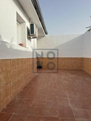 Appartamento in Lebrija. Vivienda en pleno centro