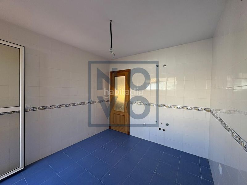 Foto e71363af-5d3d-4fcf-b2ae-581b5460aa25. Casa a Lebrija