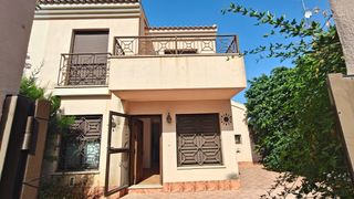 Haus  Calle melocotonero. Casa de esquina de 3 habitaciones y 2 ba�os en venta en san caye