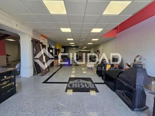 Local Comercial a Pisa. Navelocal en el polígono pisa, mairena del aljarafe.