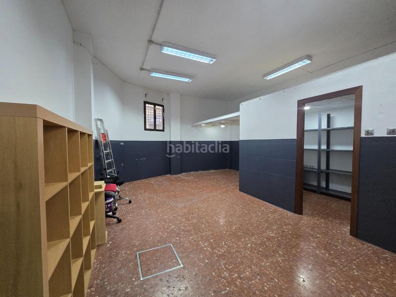 Foto 4413a7a5-5173-458a-b8b7-a14f37fd7725. Local comercial a Lepanto Mairena del Aljarafe