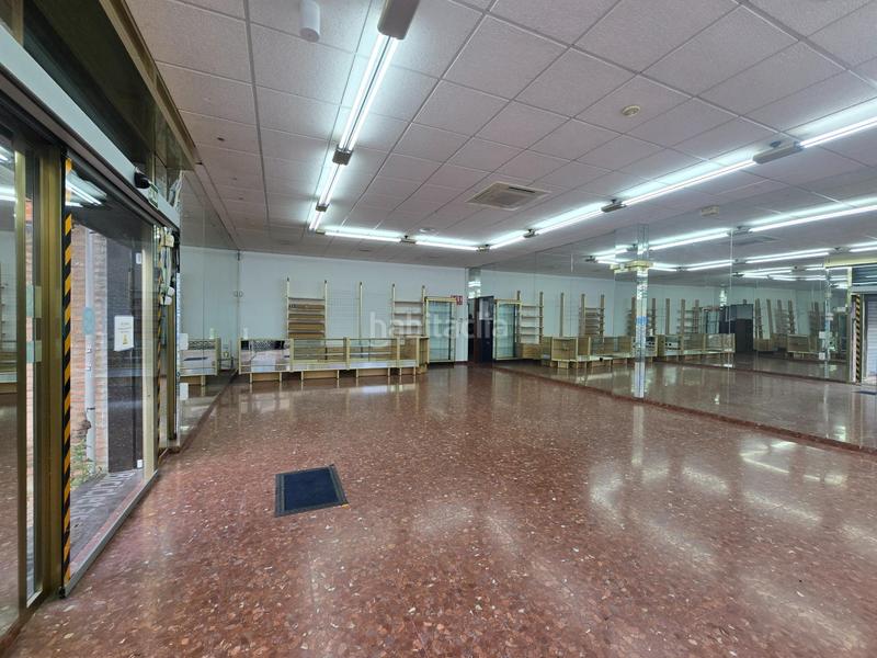 Foto db89cda2-f4c6-4b1c-9bf4-65db7893a696. Local comercial a Lepanto Mairena del Aljarafe