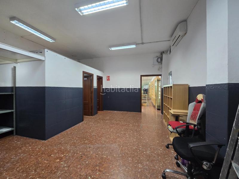 Foto fb8720f8-f00f-429c-89ea-001d9e2bd1a1. Local comercial a Lepanto Mairena del Aljarafe