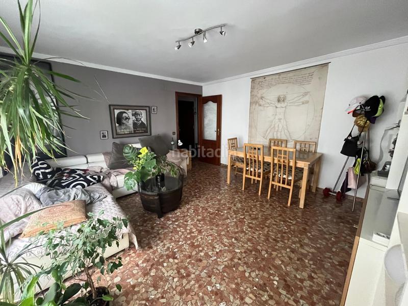 Foto 0047fcb2-16f5-46a9-85b1-5f9248262033. Flat in colores - entreparques Sevilla