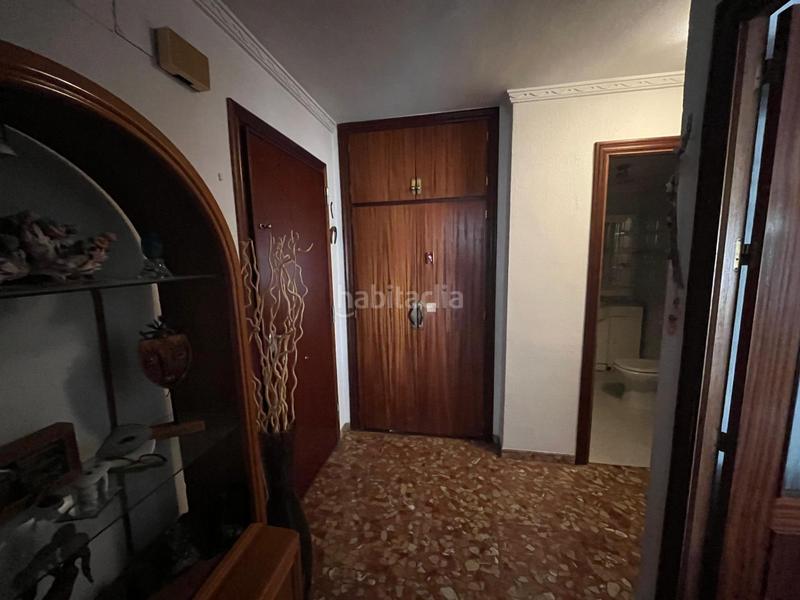 Foto 0742cfc0-20ea-45c3-9e33-e8a0eb9ebf51. Flat in colores - entreparques Sevilla