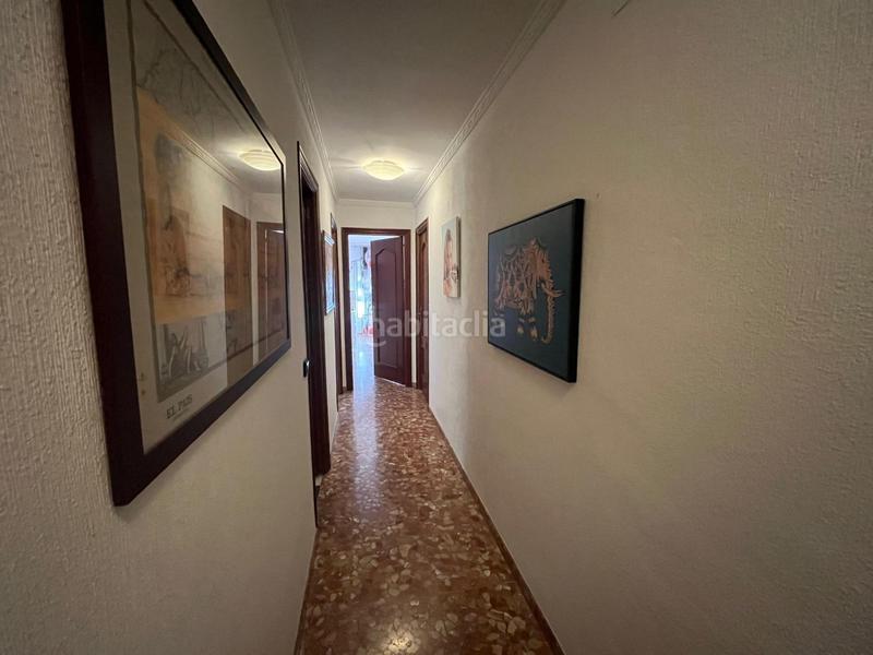 Foto 1024fdc2-ff43-4fc9-967f-680dd4dc0f95. Flat in colores - entreparques Sevilla