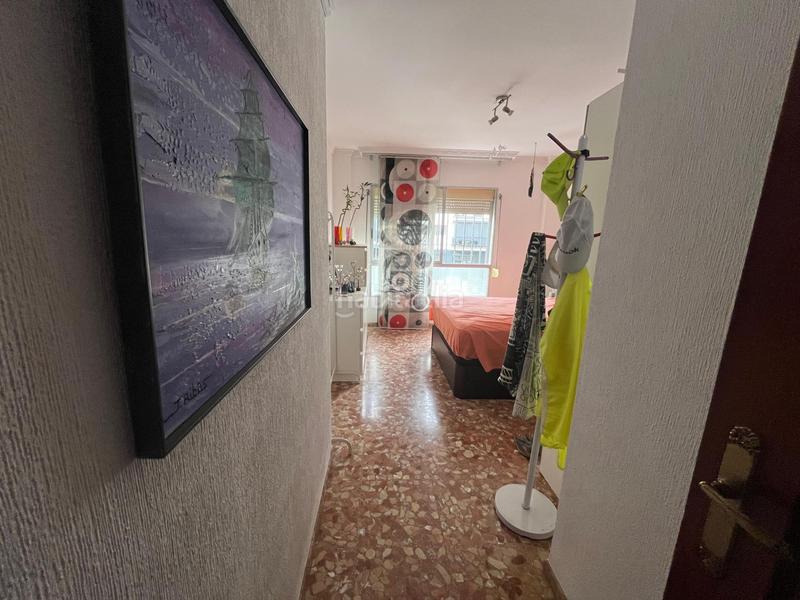 Foto 392e8e7c-c091-4fb5-a01d-d3f6abe098bf. Flat in colores - entreparques Sevilla