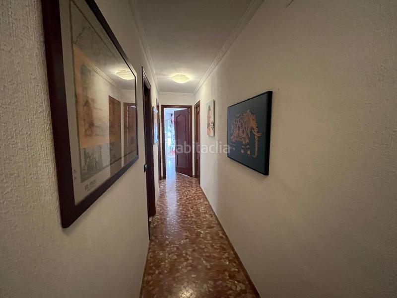 Foto 5c377893-b03c-41e4-9e8e-5e6a5dd59a4f. Flat in colores - entreparques Sevilla