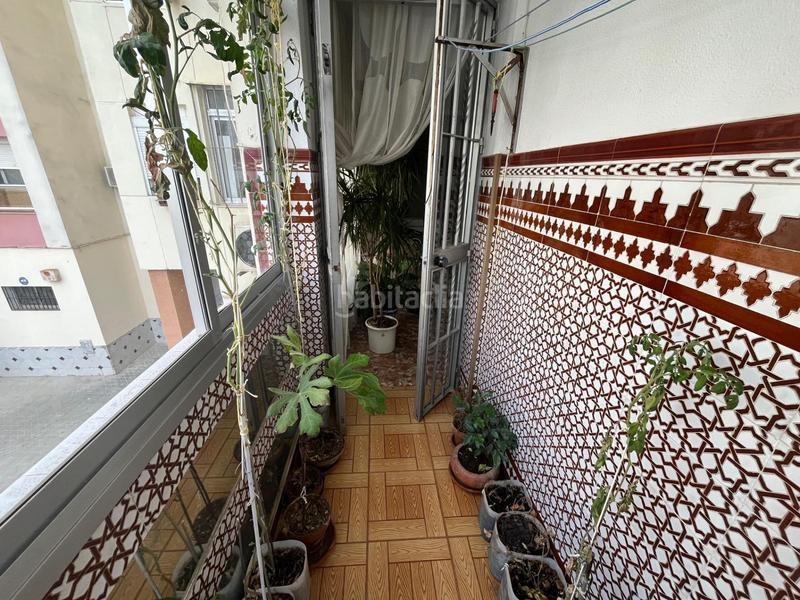 Foto 6bbdd79a-7e79-4941-9f22-950af93c7666. Flat in colores - entreparques Sevilla