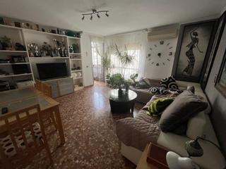 Flat in Colores -  Entreparques. Piso en venta en sevilla este.