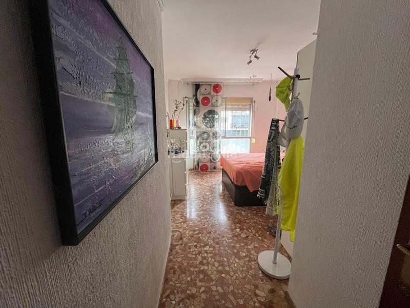 Foto af8067eb-09b5-4505-b465-83345b1c6705. Flat in colores - entreparques Sevilla