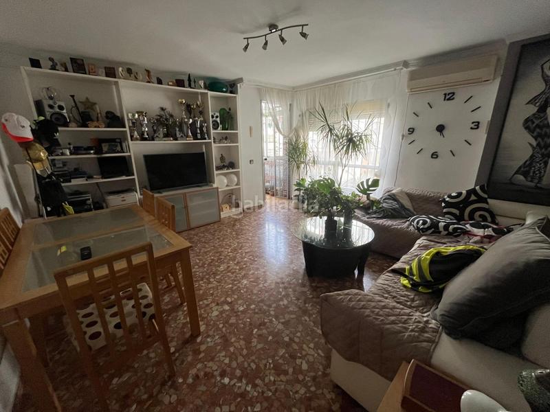 Foto afa2ce9f-b8eb-4491-9997-04ef58c0f144. Flat in colores - entreparques Sevilla