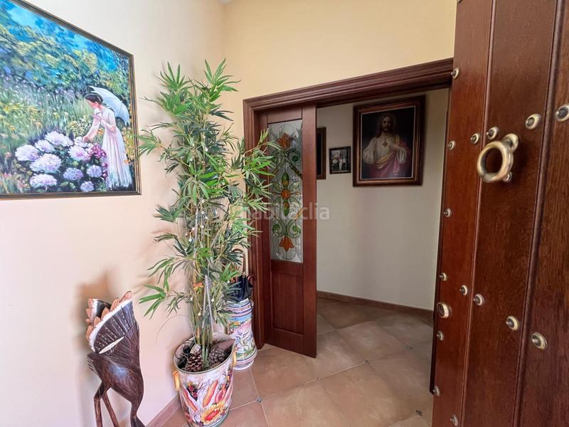 Foto 54fc30f7-47fe-4185-8dd3-64c75fb044c1. Chalet con piscina in Sanlúcar la Mayor