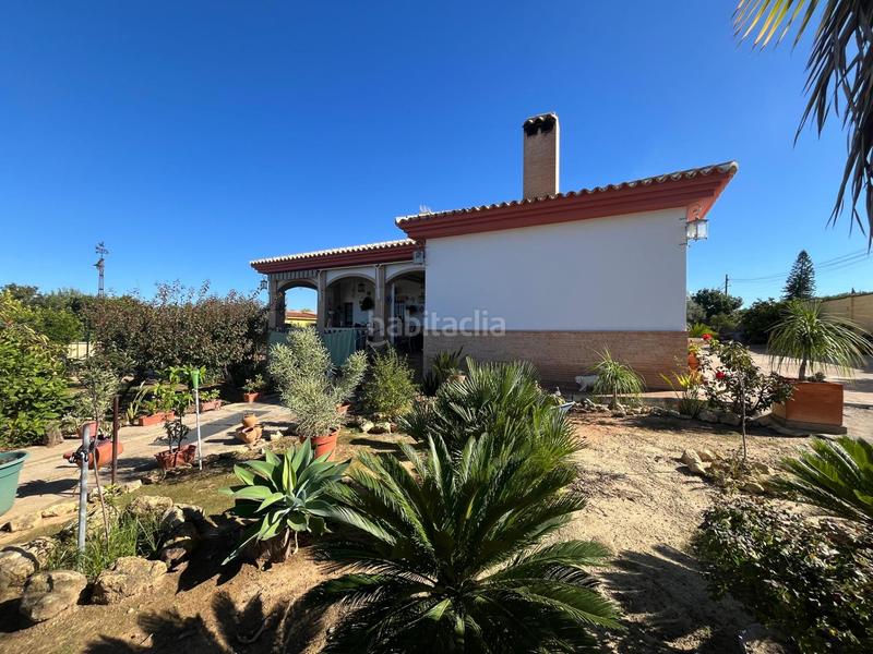 Foto 63c0033f-ee4d-448e-aa6e-2e4c01f8da7e. Chalet con piscina in Sanlúcar la Mayor