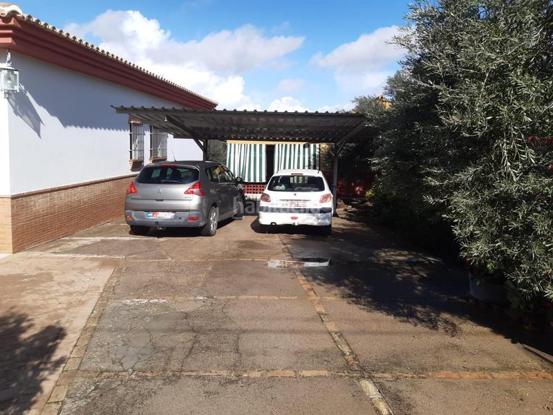 Foto 87ddfbef-b547-4e2e-83d7-44e1bd7c6a82. Chalet con piscina in Sanlúcar la Mayor