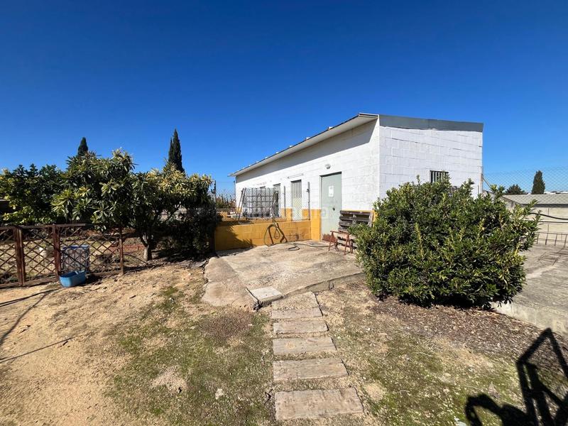 Foto c4c59482-358e-4524-a37a-8c006657e52b. Chalet con piscina in Sanlúcar la Mayor