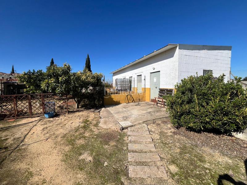 Foto d7358c79-0089-46f6-894c-1a9e697ff33f. Chalet con piscina in Sanlúcar la Mayor