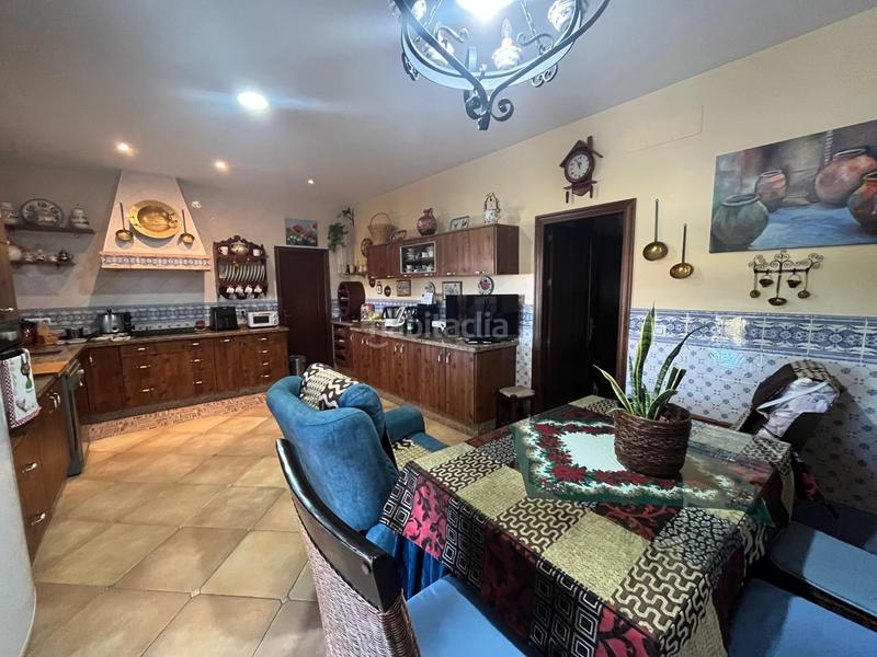 Foto d87f294d-23ff-4e65-b965-44c2447ab513. Chalet con piscina in Sanlúcar la Mayor