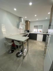 Flat in Casco Antiguo. Piso en venta en barriada la prusiana, mairena del aljarafe.